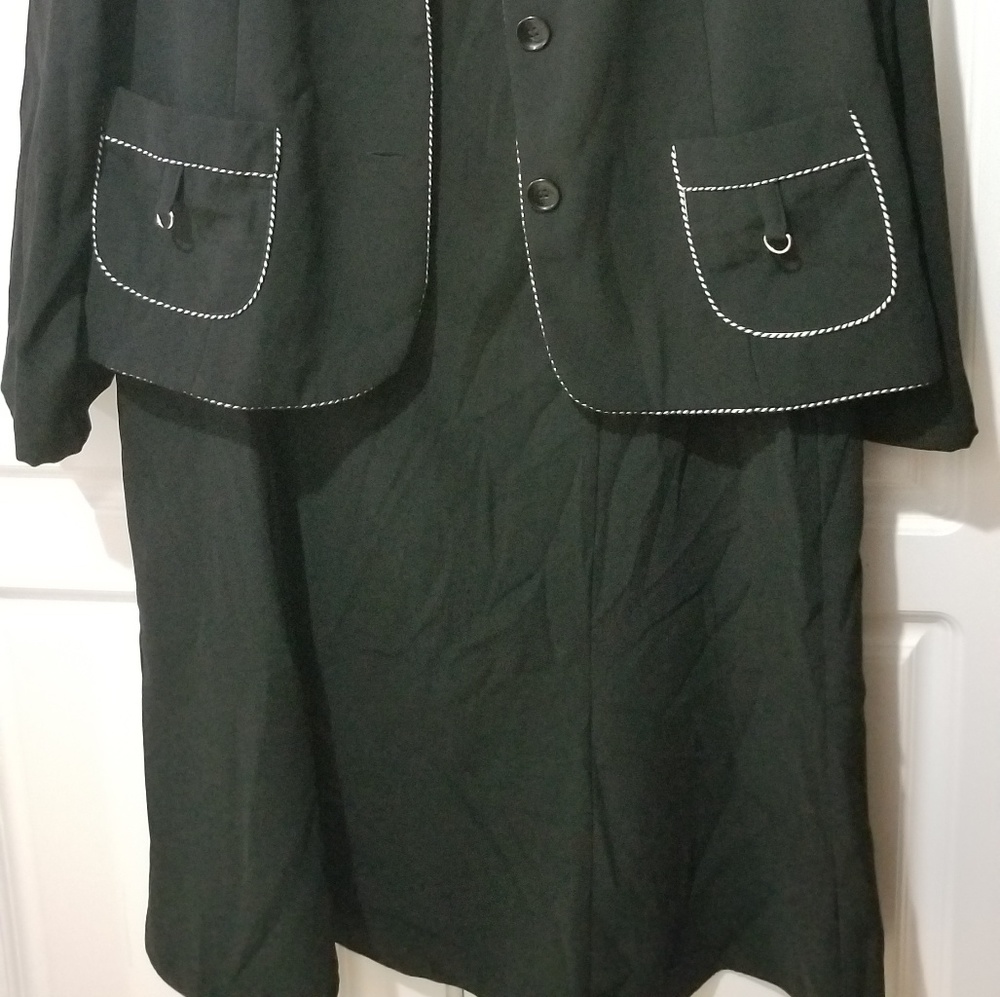 Dress - Picture 5 of 7